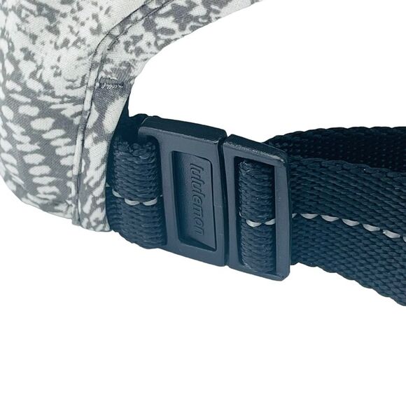 Lululemon Baller Hat Run in Swerve Vapor Metal Grey One Size - Picture 7 of 8